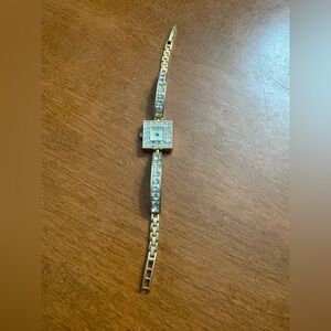 Elegant Gold Women's Watch